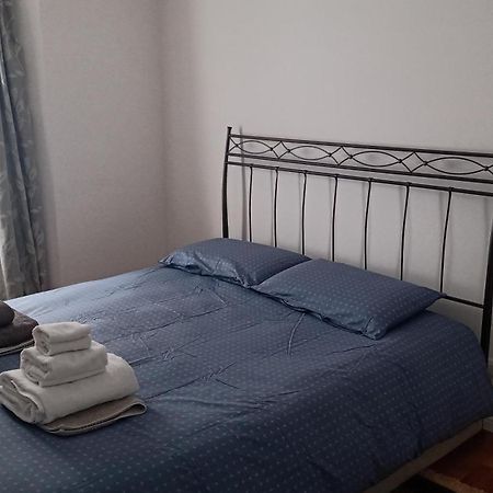 Casa Renova, Intero Appartamento, 2 Camere, Max 4 Ospiti, Trieste Zona Storica ภายนอก รูปภาพ