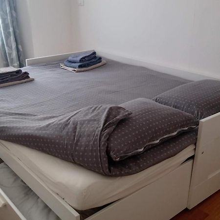 Casa Renova, Intero Appartamento, 2 Camere, Max 4 Ospiti, Trieste Zona Storica ภายนอก รูปภาพ