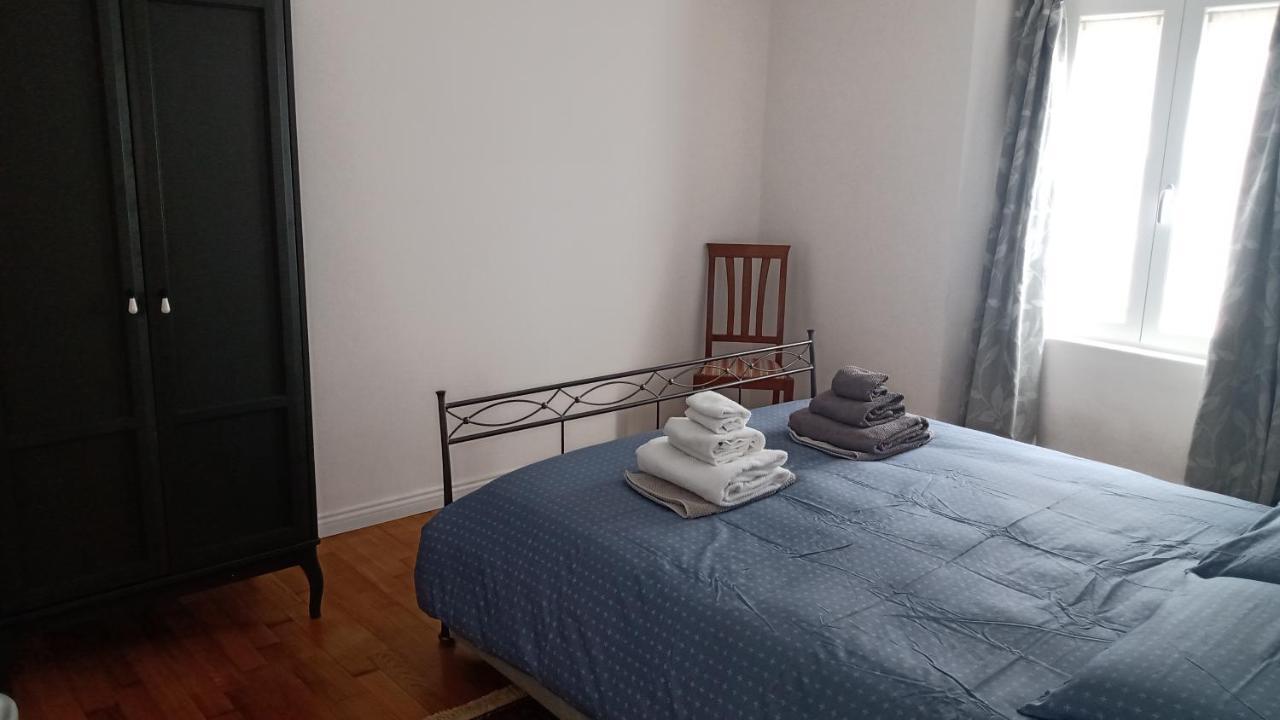 Casa Renova, Intero Appartamento, 2 Camere, Max 4 Ospiti, Trieste Zona Storica ภายนอก รูปภาพ